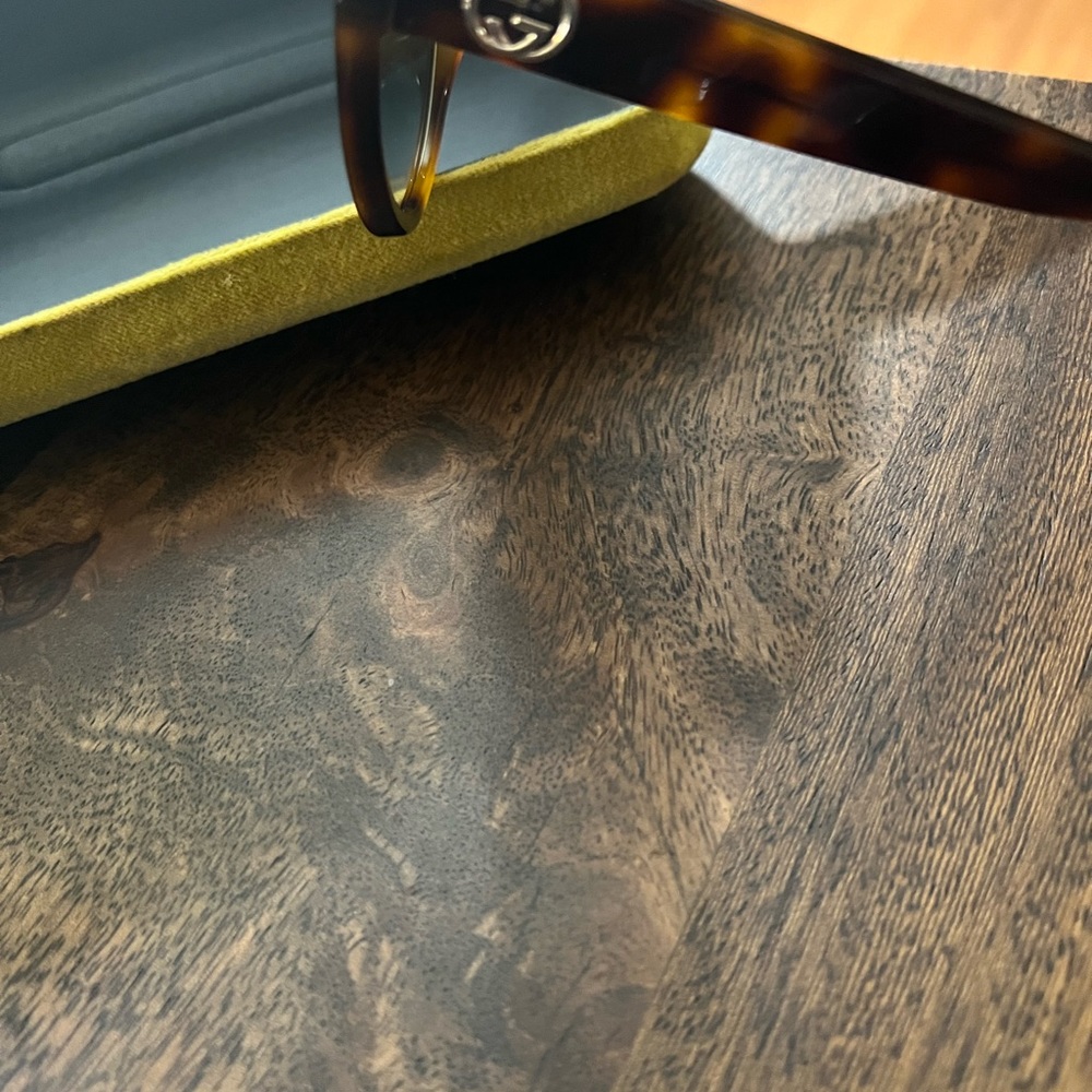 Wow! Winter Special!!! Authentic Gucci Round Cat-… - image 6